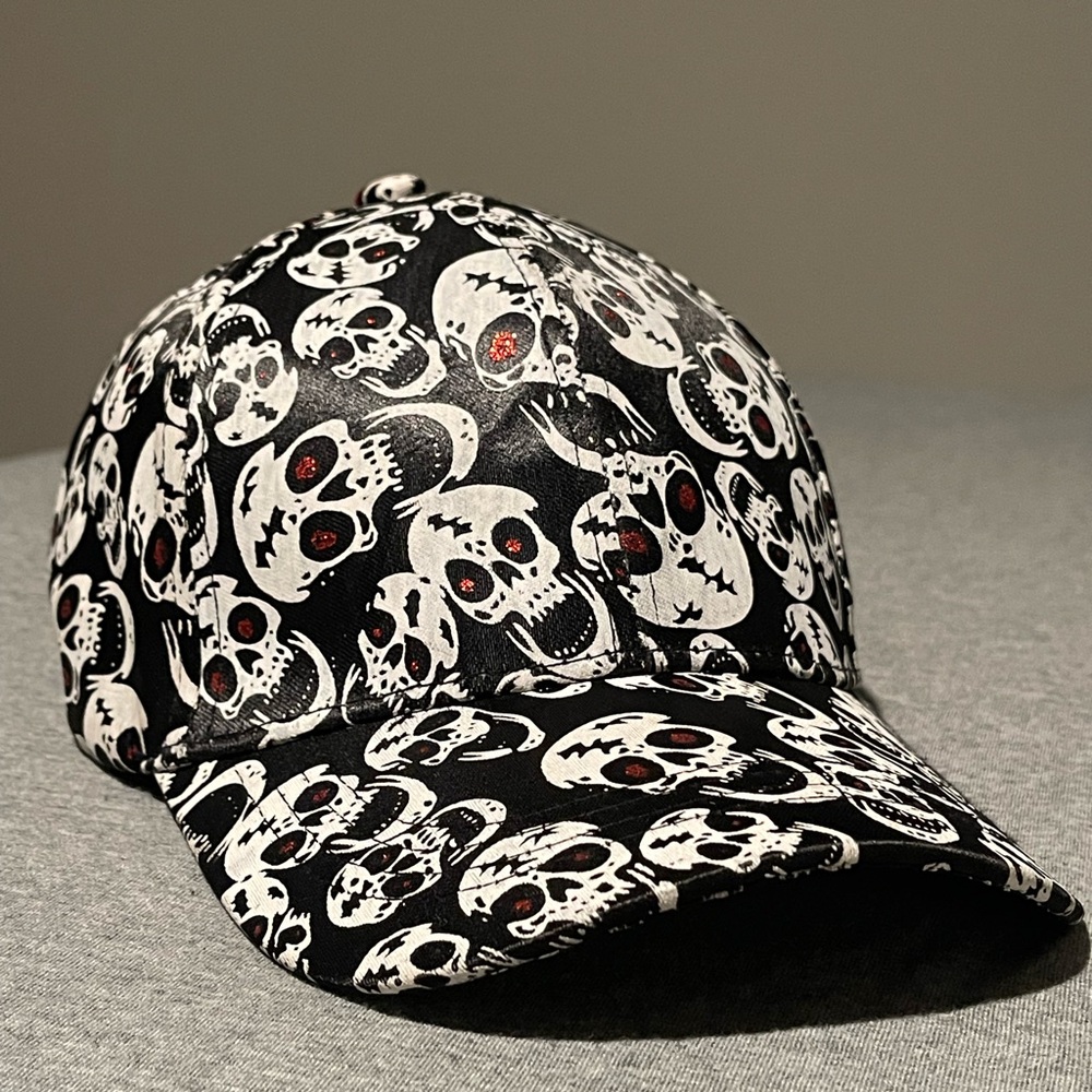 Gothic Red - Eye Skulls Baseball Cap